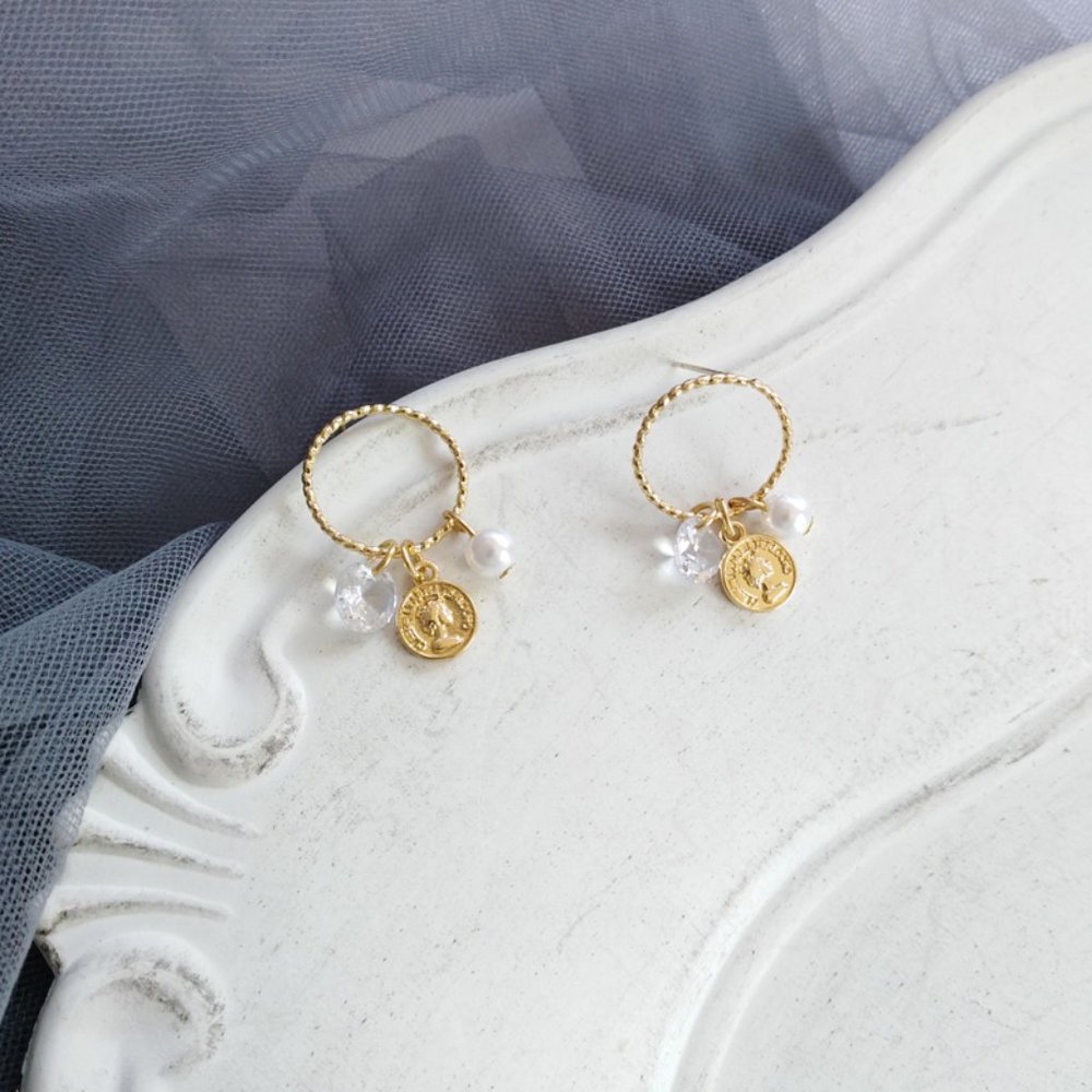 ❤️‍🔥𝕤𝕒𝕝𝕖❤️‍🔥🦋coin earrings - Picture 2 of 8